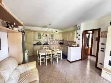 Appartamento in vendita di 84 m² in Via Dante