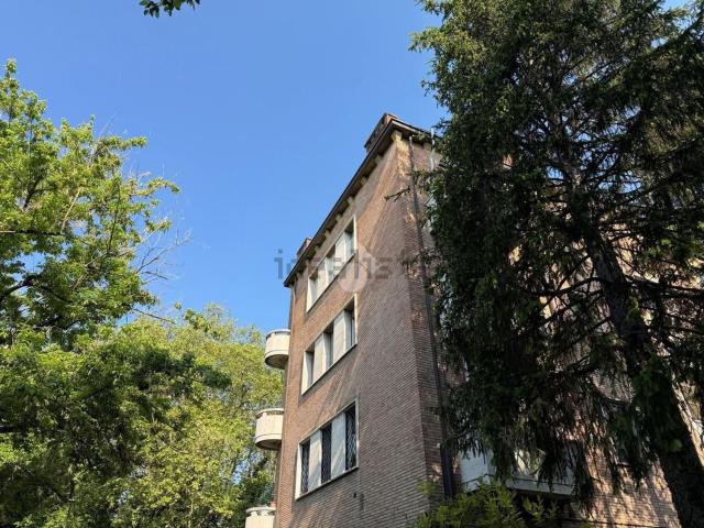 Appartamento in vendita di 84 m² in Via della Campagna, 36