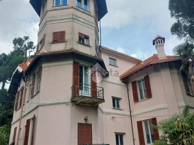 Appartamento in vendita di 84 m² in Via Don Biagio Tiscornia, 10
