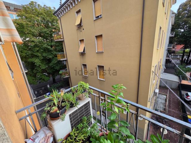 Appartamento in vendita di 84 m² in Via Enza, 10