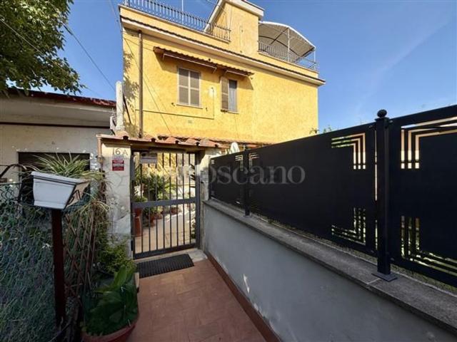 Appartamento in vendita di 84 m² in Via Flavia Demetria