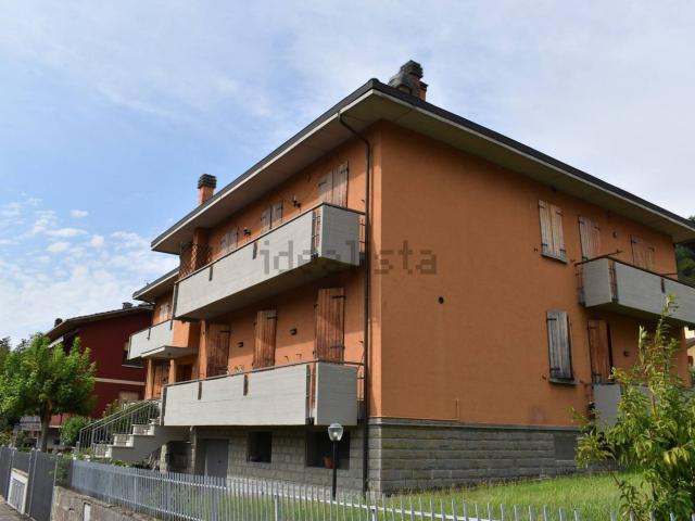 Appartamento in vendita di 84 m² in Via Giacomo Leopardi, 3