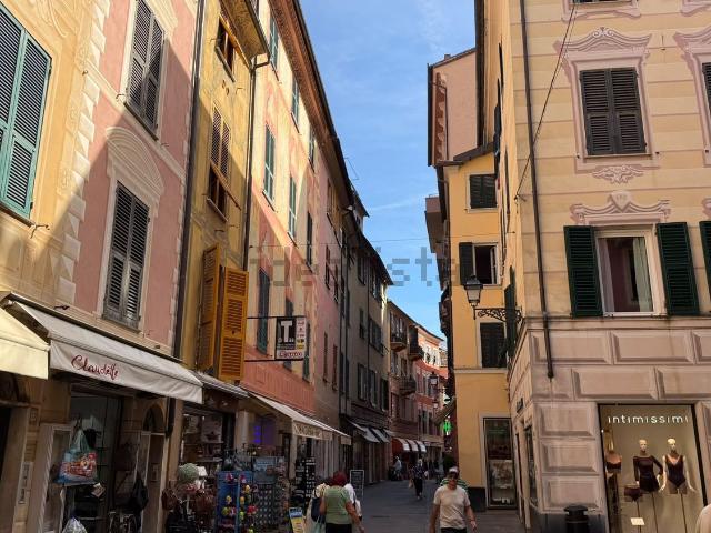 Appartamento in vendita di 84 m² in Via Giuseppe Mazzini, 43