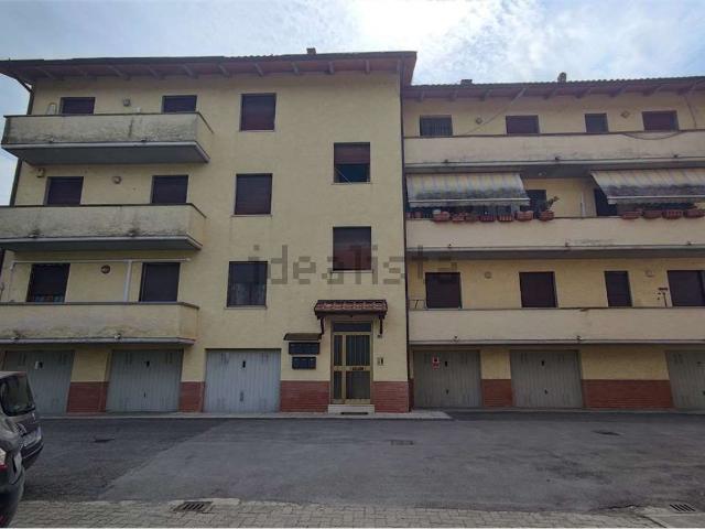 Appartamento in vendita di 84 m² in Via II Giugno, 102