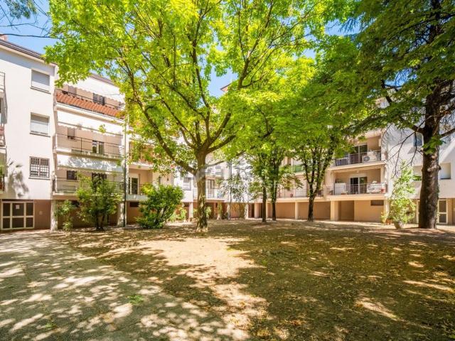Appartamento in vendita di 84 m² in Via Jacopo da Mandra