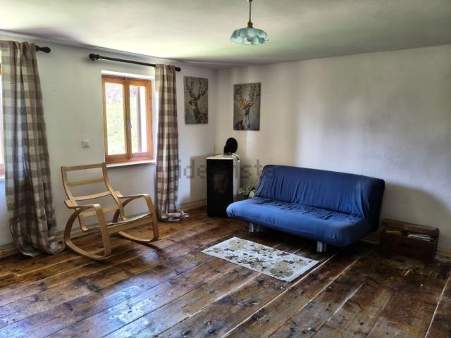 Appartamento in vendita di 84 m² in Via Luiset, 6