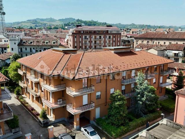 Appartamento in vendita di 84 m² in Via Macrino, 13