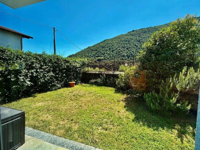 Appartamento in vendita di 84 m² in Via Martiri di Pogallo, 36