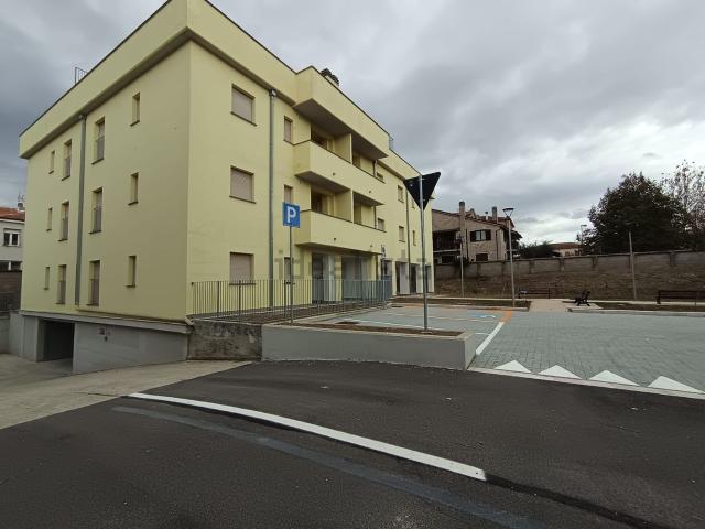 Appartamento in vendita di 84 m² in Via Narni, 210
