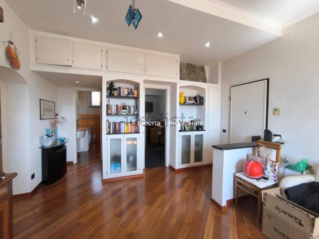 Appartamento in vendita di 84 m² in Via Pini Domestici, 6