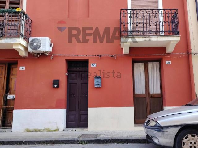 Appartamento in vendita di 84 m² in Via Policastrelli, 245