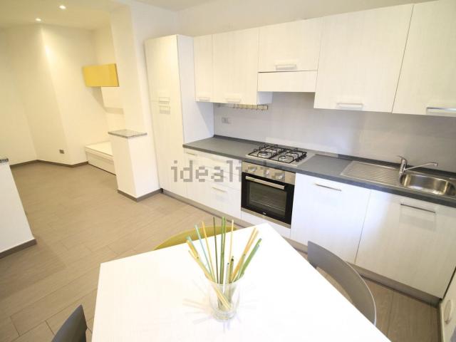 Appartamento in vendita di 84 m² in Via Roma, 40