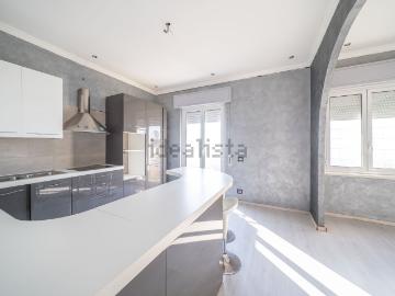 Appartamento in vendita di 84 m² in Via Roma, 42