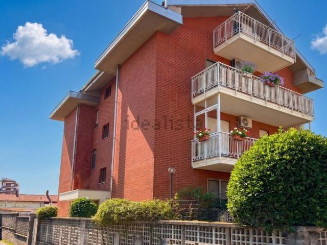 Appartamento in vendita di 84 m² in Via Scalenghe, 17