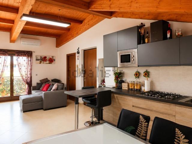 Appartamento in vendita di 84 m² in Via Speri