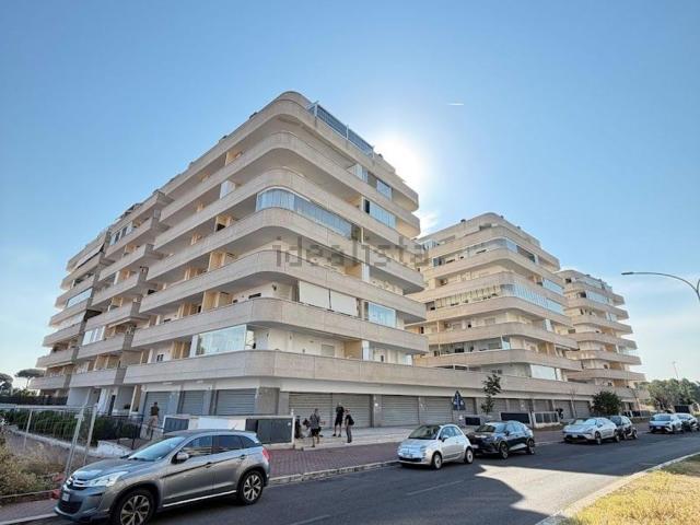 Appartamento in vendita di 84 m² in Viale Leonida Tonelli, 81
