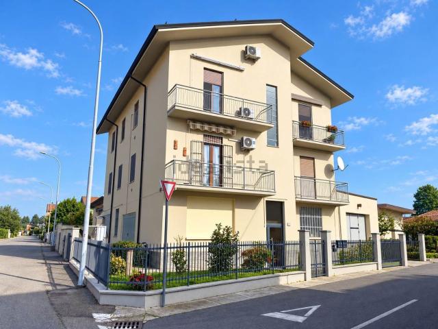 Appartamento in vendita di 84 m² in Via Giacomo Matteotti