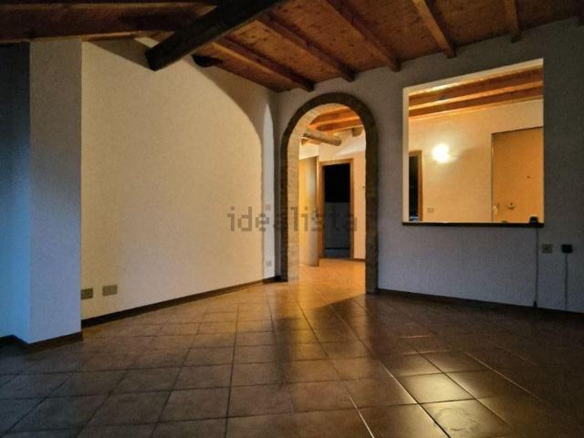 Appartamento in vendita di 85 m² in Corso Umberto I, 33