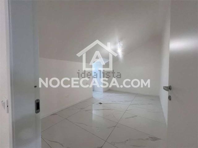 Appartamento in vendita di 85 m² in Piazza Cavour