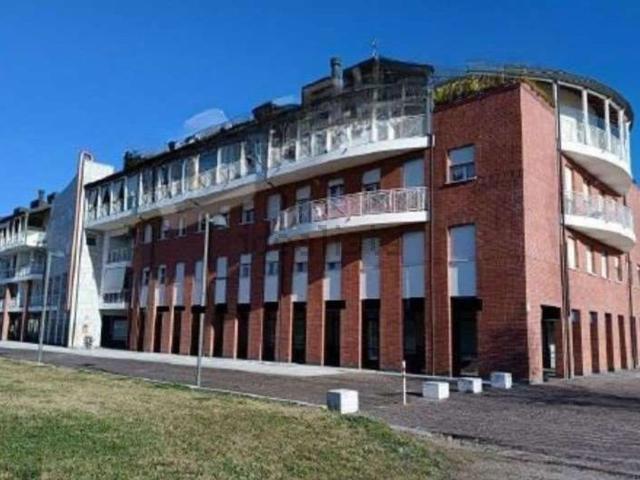 Appartamento in vendita di 85 m² in Piazza Europa Unita, 47