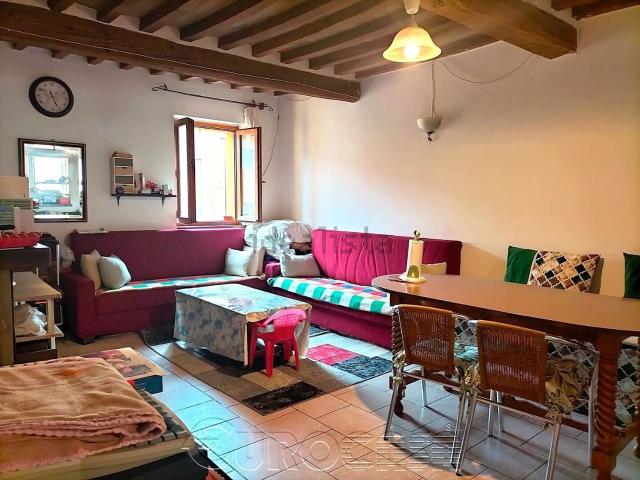 Appartamento in vendita di 85 m² in Piazza Guardabassi, 2