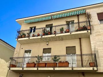 Appartamento in vendita di 85 m² in Piazza Silvio Pellico