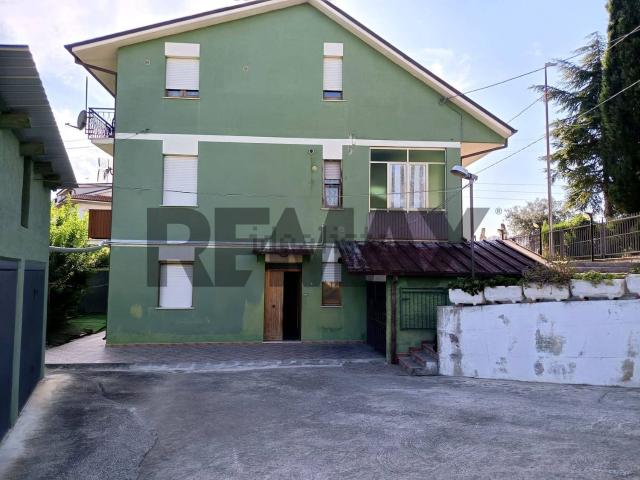 Appartamento in vendita di 85 m² in Strada Vecchia, 7