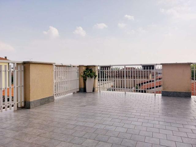 Appartamento in vendita di 85 m² in Strada Cattabrega, 199
