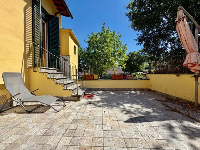 Appartamento in vendita di 85 m² in Strada Comunale Quarto, 34