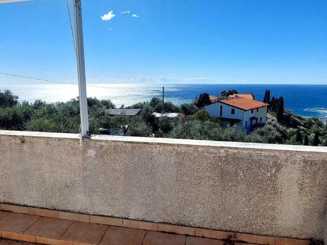 Appartamento in vendita di 85 m² in Strada del colle