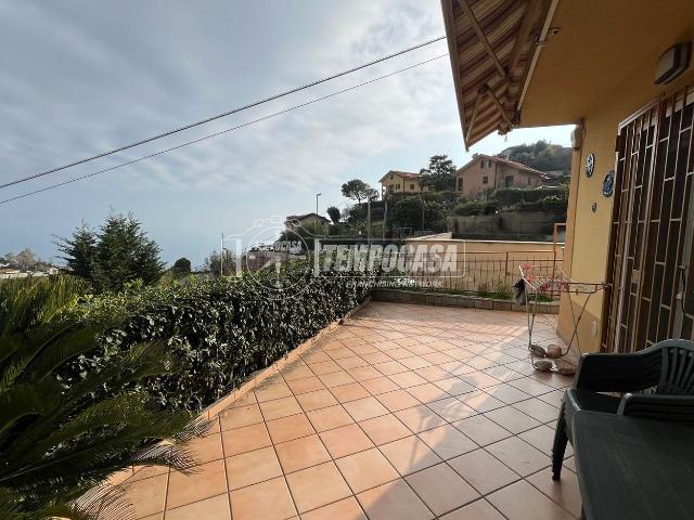 Appartamento in vendita di 85 m² in Strada Noci, 73