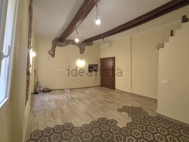 Appartamento in vendita di 85 m² in Vico dei Droghieri, 1