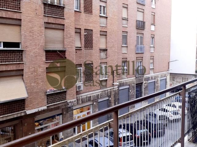 Appartamento in vendita di 85 m² in Via Tuscolana, 979