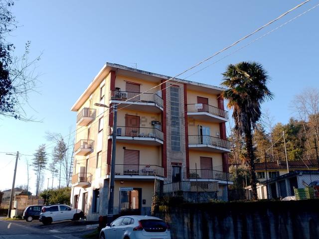 Appartamento in vendita di 85 m² in Via Umberto Grosso, 1