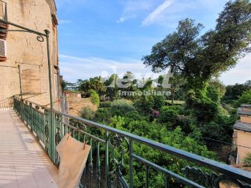 Appartamento in vendita di 85 m² in Via Università