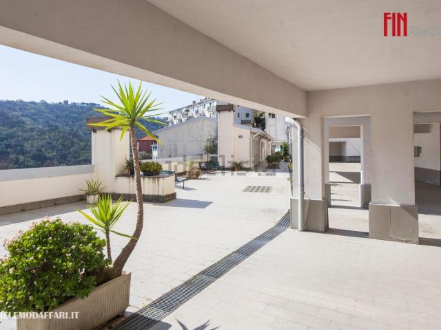 Appartamento in vendita di 85 m² in Via Val Fontanabuona