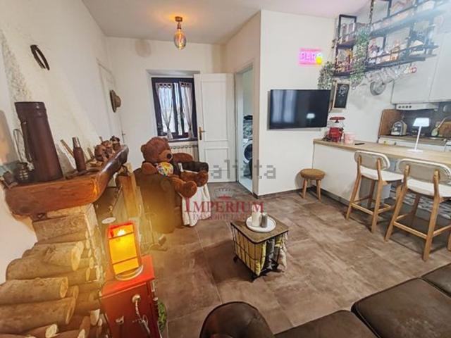 Appartamento in vendita di 85 m² in Via Valosa di Sopra, 21