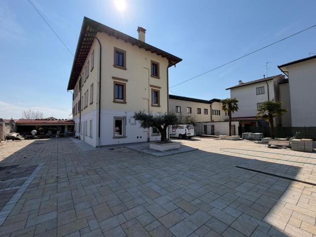 Appartamento in vendita di 85 m² in Via Verona