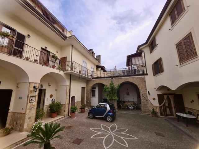 Appartamento in vendita di 85 m² in Via Villa