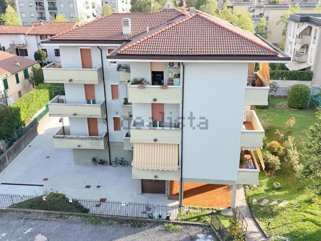 Appartamento in vendita di 85 m² in Via A. Gramsci, 12