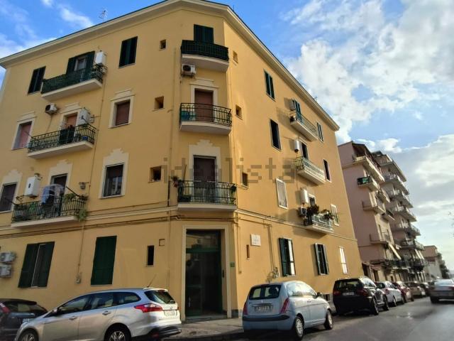 Appartamento in vendita di 85 m² in Via Acate, 49