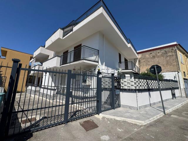 Appartamento in vendita di 85 m² in Via Acquarossa, 40