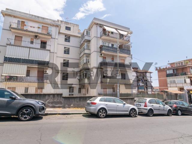 Appartamento in vendita di 85 m² in Via Agira, 28