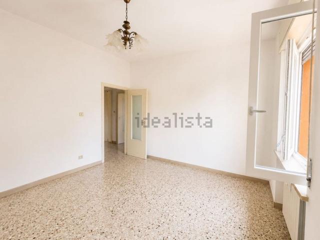 Appartamento in vendita di 85 m² in Via Adriano Valerini, 8