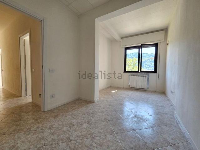 Appartamento in vendita di 85 m² in Via Alcide De Gasperi