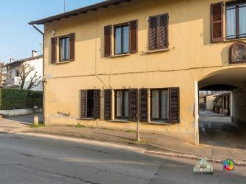Appartamento in vendita di 85 m² in Via Ampelio Pessina, 52