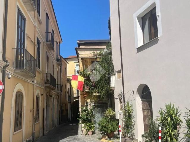 Appartamento in vendita di 85 m² in Via Annunziata, 100