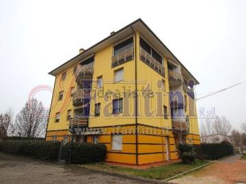 Appartamento in vendita di 85 m² in Via Andrea Costa, 13