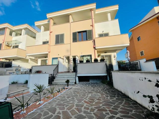 Appartamento in vendita di 85 m² in Via Andrea Cascella, 23