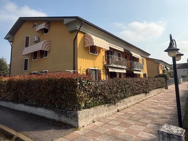 Appartamento in vendita di 85 m² in Via Antonio Canova, 2